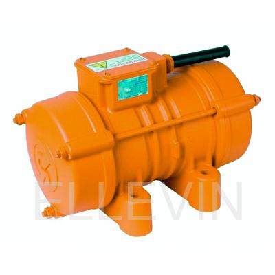 КРАСНЫЙ МАЯК ИВ-98Е 220В площадочный вибратор